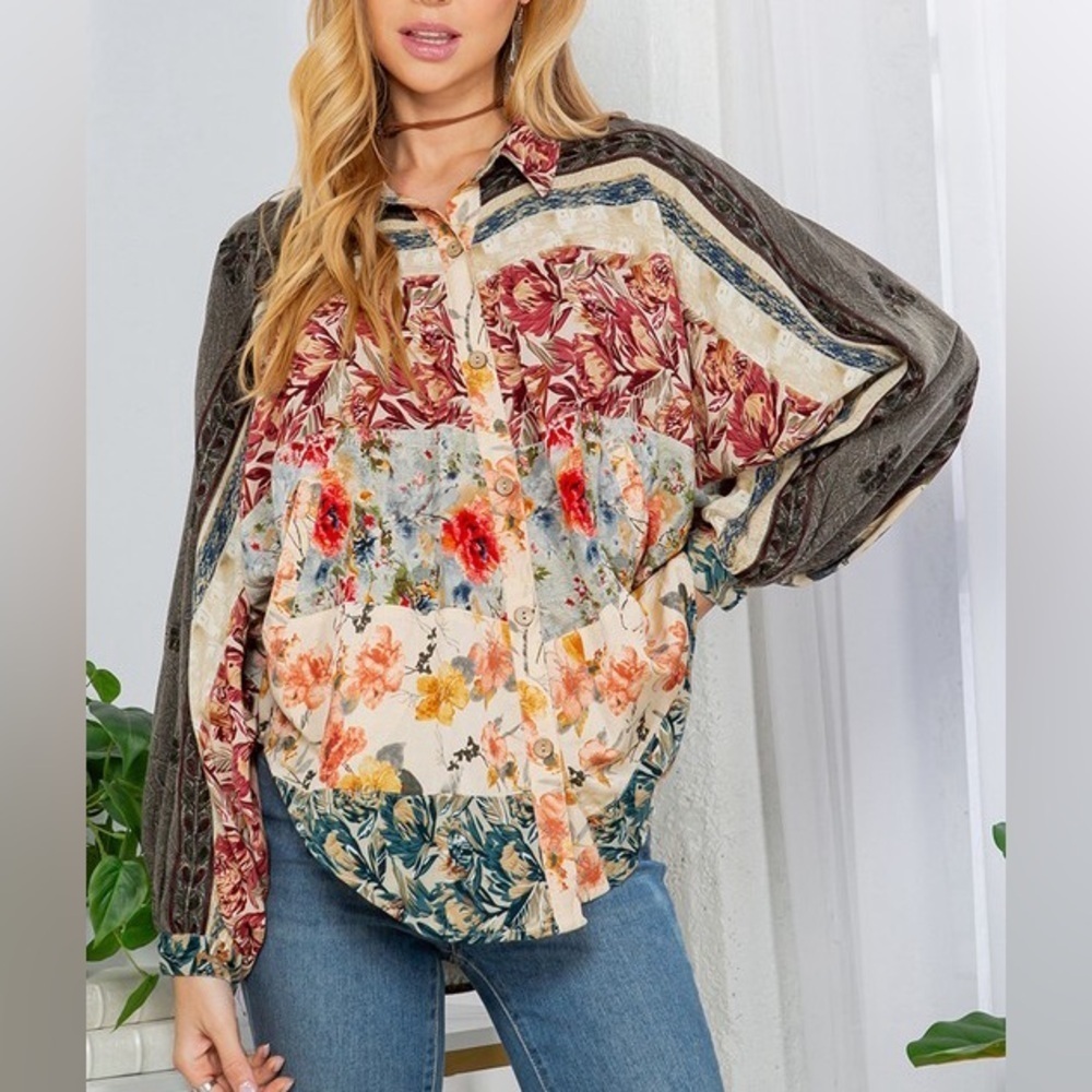 New! Boho Colorful Embroidered Patchwork Top size  XL  oversize look 🌹🪻🌸 E